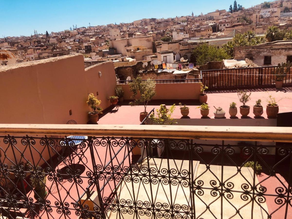 Ferienwohnung Famille Fahym Fès Exterior foto